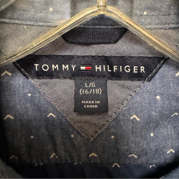 Tommy Hilfiger short sleeved button up Boys 14/16 - Picture 5 of 5